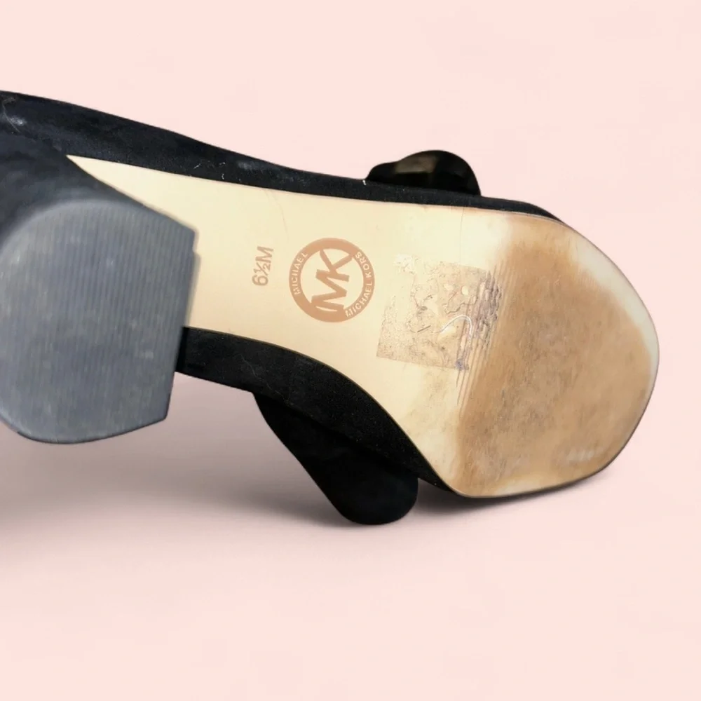 Michael Kors Black Flats with Sophisticated Design